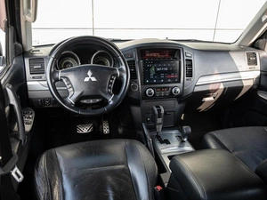 Внедорожник Mitsubishi Pajero 2011 года, 2050000 рублей, Краснодар