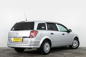 Универсал Opel Astra 2011 года, 649000 рублей, Сургут