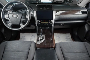 Седан Toyota Camry 2014 года, 1629000 рублей, Тюмень