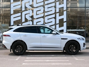 Внедорожник Jaguar F-Pace 2020 года, 3700000 рублей, Волгоград