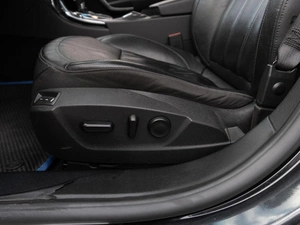 Седан Opel Insignia 2014 года, 949000 рублей, Саратов