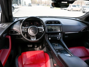 Внедорожник Jaguar F-Pace 2020 года, 3700000 рублей, Волгоград