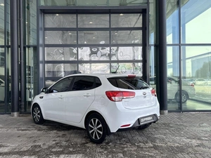 Хетчбэк Kia Rio 2017 года, 1350000 рублей, Уфа