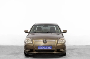 Седан Toyota Avensis 2005 года, 749000 рублей, Барнаул