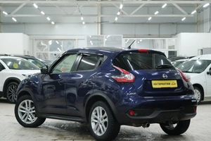 Внедорожник Nissan Juke 2018 года, 1549000 рублей, Омск