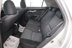 Хетчбэк Toyota Auris 2007 года, 689000 рублей, Красноярск