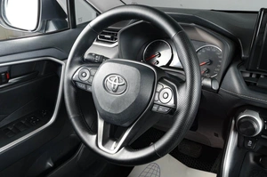 Внедорожник Toyota RAV4 2021 года, 3119000 рублей, Тюмень