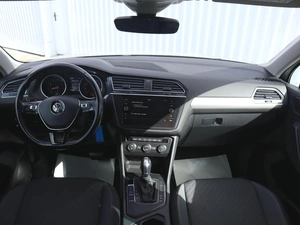 Внедорожник Volkswagen Tiguan 2019 года, 2100000 рублей, Брянск