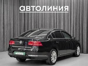 Седан Volkswagen Passat 2012 года, 950000 рублей, Красноярск