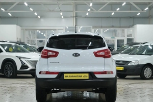 Внедорожник Kia Sportage 2011 года, 1429000 рублей, Омск