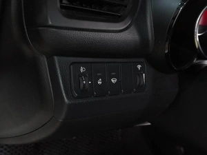 Хетчбэк Kia Rio 2013 года, 899000 рублей, Воронеж