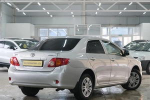 Седан Toyota Corolla 2008 года, 849000 рублей, Омск
