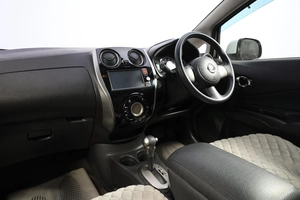 Хетчбэк Nissan Note 2013 года, 1019000 рублей, Новосибирск