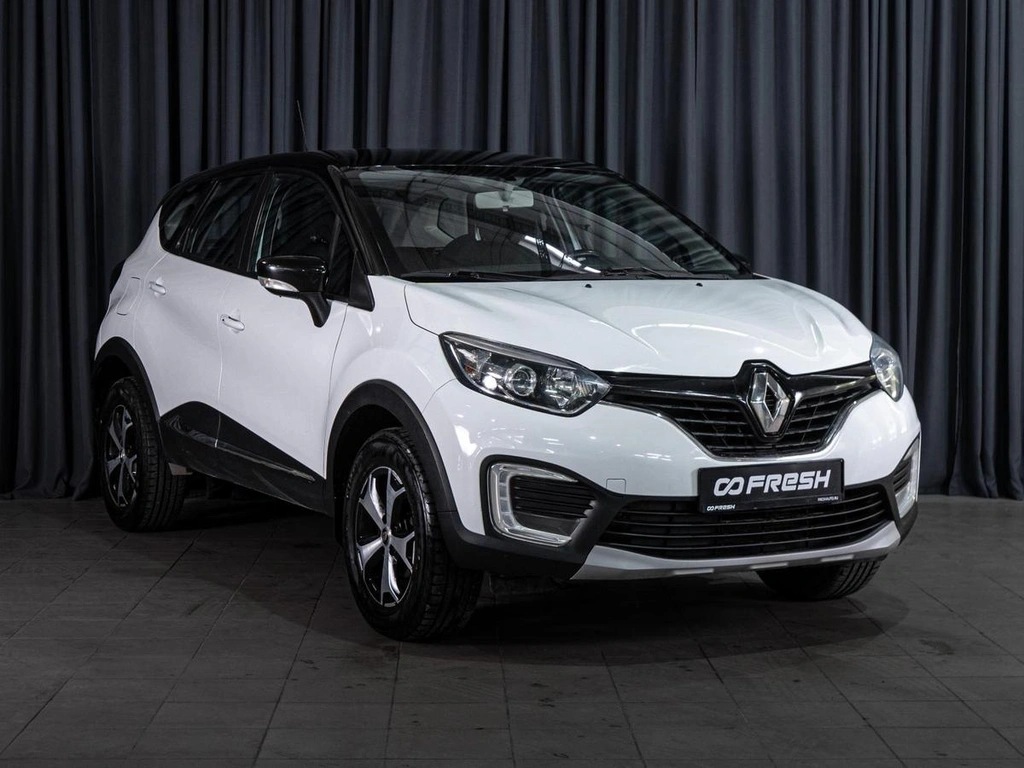 Внедорожник Renault Kaptur 2018 года, 1360000 рублей, Волгоград