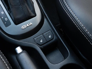 Седан Kia Rio 2015 года, 960000 рублей, Краснодар