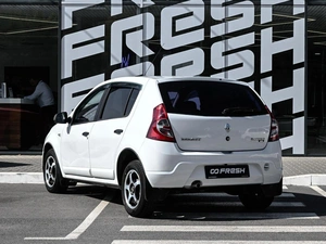 Хетчбэк Renault Sandero 2012 года, 699000 рублей, Волгоград