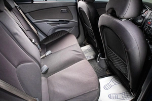 Седан Kia Rio 2010 года, 599000 рублей, Сургут