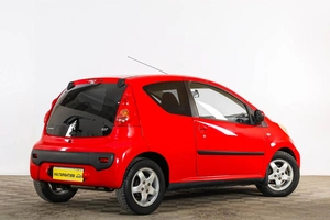 Хетчбэк Peugeot 107 2010 года, 599000 рублей, Тюмень