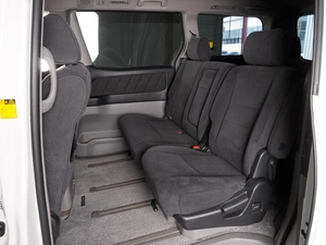 Минивэн Toyota Alphard 2005 года, 2015000 рублей, Красный Пахарь