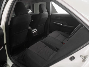 Седан Toyota Camry 2017 года, 2139000 рублей, Тюмень