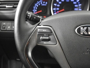 Седан Kia Rio 2015 года, 875200 рублей, Казань