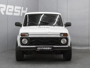 Внедорожник ВАЗ (LADA) 4x4 (Нива) 2017 года, 460000 рублей, Омск