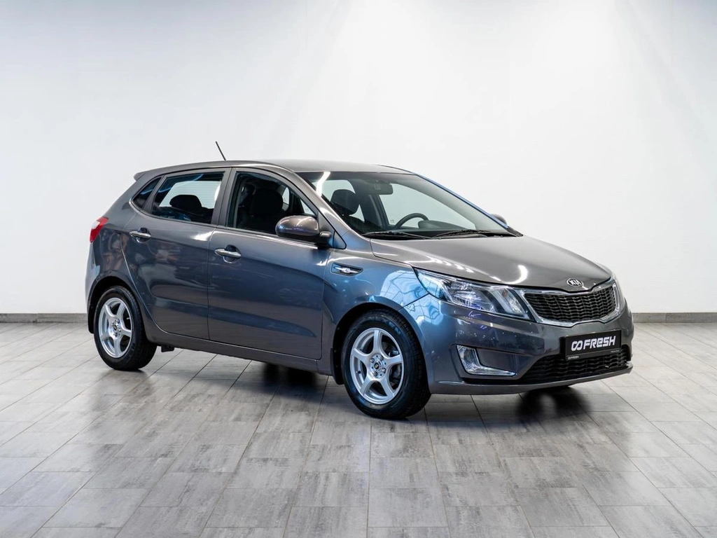 Хетчбэк Kia Rio 2014 года, 949000 рублей, Саратов