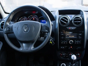 Внедорожник Renault Duster 2017 года, 1369000 рублей, Петрозаводск