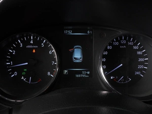 Внедорожник Nissan Qashqai 2017 года, 1599000 рублей, Красный Пахарь