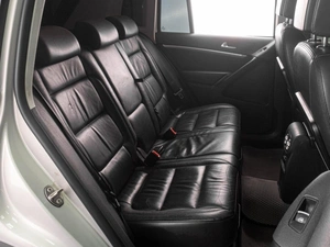 Внедорожник Volkswagen Tiguan 2012 года, 1299000 рублей, Тюмень