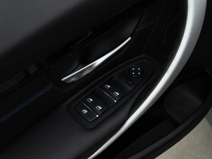 Седан BMW 3 серия 2018 года, 2537077 рублей, Москва