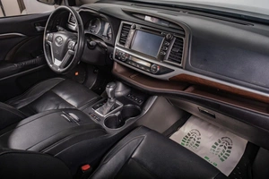 Внедорожник Toyota Highlander 2014 года, 3289000 рублей, Томск
