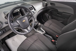 Седан Chevrolet Aveo 2013 года, 999000 рублей, Томск