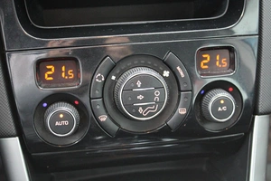 Хетчбэк Peugeot 308 2011 года, 450000 рублей, Красноярск