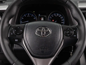 Внедорожник Toyota RAV4 2017 года, 2099000 рублей, Тюмень