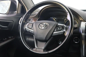 Седан Toyota Camry 2016 года, 1939000 рублей, Омск