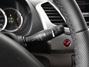 Пикап Mitsubishi L200 2012 года, 1515900 рублей, Казань