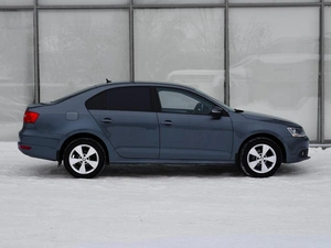 Седан Volkswagen Jetta 2011 года, 970000 рублей, Тверь