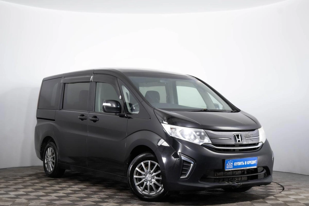 Минивэн Honda Stepwgn 2015 года, 1649000 рублей, Пермь