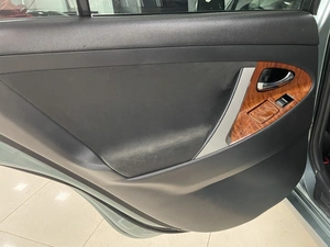 Седан Toyota Camry 2007 года, 997000 рублей, Солонцы