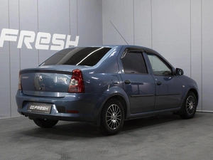 Седан Renault Logan 2012 года, 530000 рублей, Омск