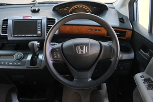 Минивэн Honda Freed 2010 года, 1089000 рублей, Омск