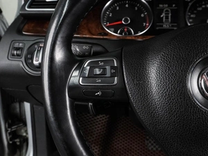 Седан Volkswagen Passat 2011 года, 1339000 рублей, Воронеж