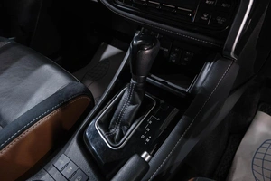 Хетчбэк Toyota Auris 2015 года, 1599000 рублей, Новокузнецк