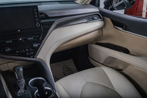 Седан Toyota Camry 2021 года, 3899000 рублей, Томск