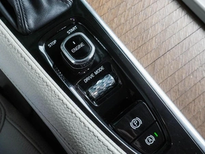 Седан Volvo S90 2017 года, 2889000 рублей, Воронеж