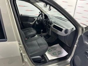 Седан Renault Logan 2011 года, 525000 рублей, Красноярск