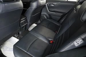 Внедорожник Toyota RAV4 2020 года, 3619000 рублей, Тюмень