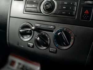 Седан Nissan Tiida 2006 года, 540000 рублей, Красноярск
