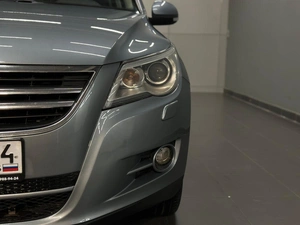 Внедорожник Volkswagen Tiguan 2009 года, 1047000 рублей, Красноярск